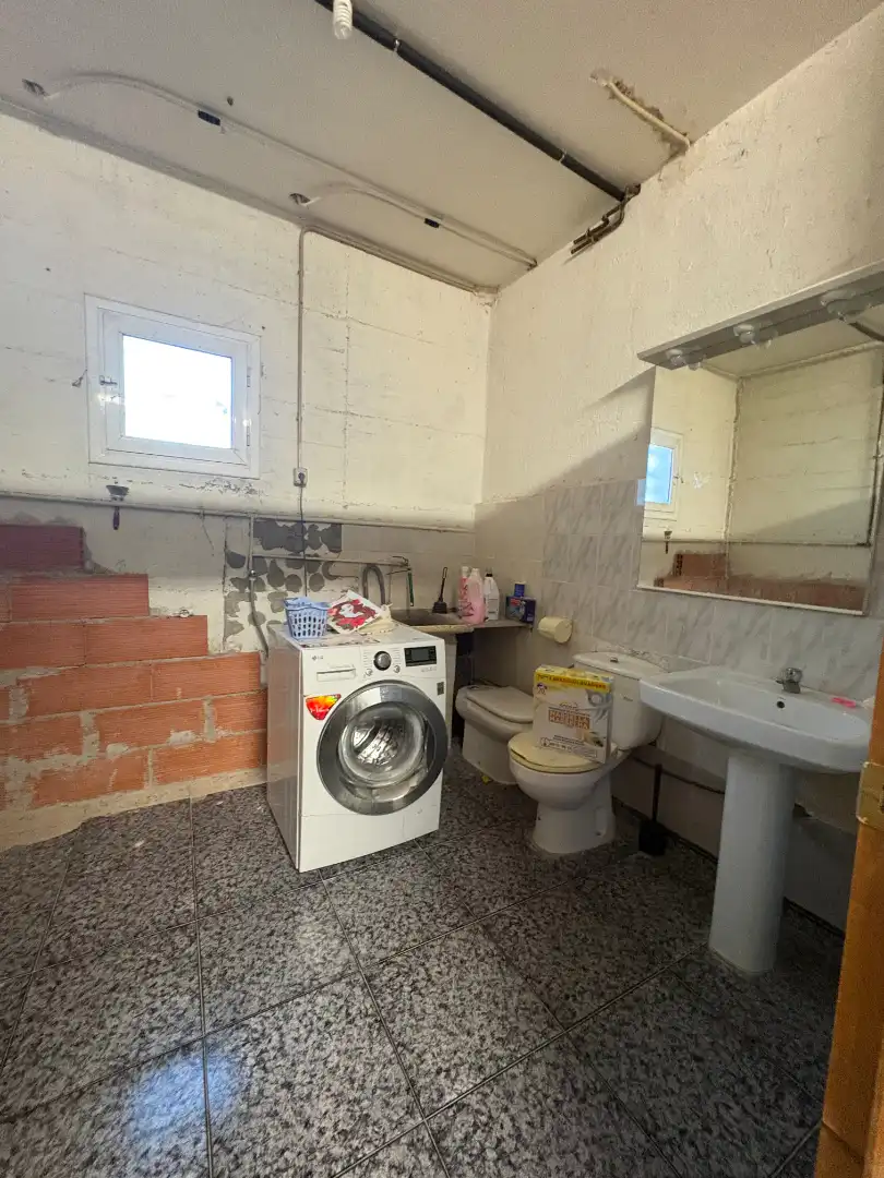 Baño de Casa o chalet en venta en Rubí con Aire acondicionado, Calefacción y Jardín privado