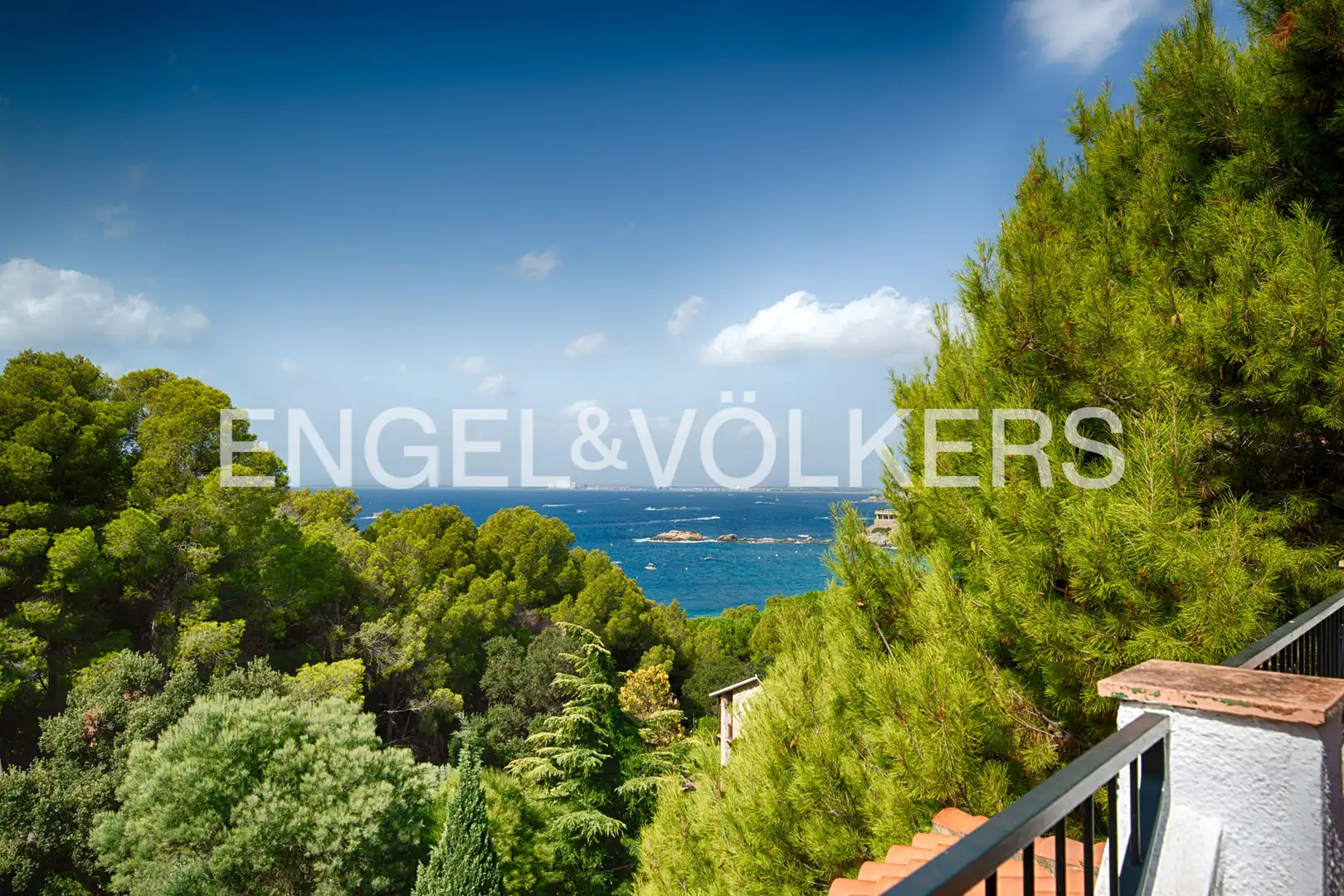 Vista exterior de Casa o chalet en venta en Roses con Jardín privado, Terraza y Amueblado