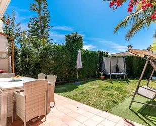 Garden of Single-family semi-detached for sale in Marbella  with Air Conditioner, Terrace and Swimming Pool