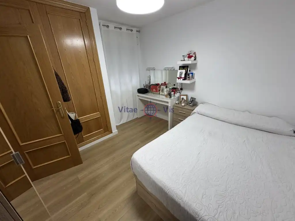 Bedroom of Flat for sale in Lorca  with Furnished, Balcony and Community pool