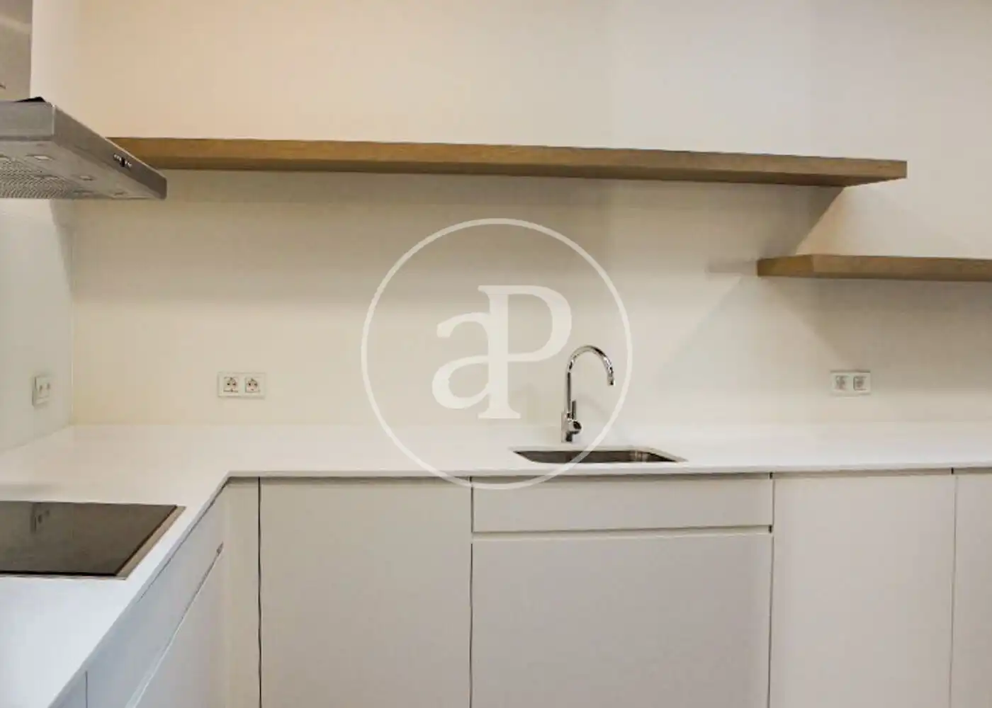 Cocina de Casa o chalet de alquiler en Madrid con Aire acondicionado, Calefacción y Jardín privado