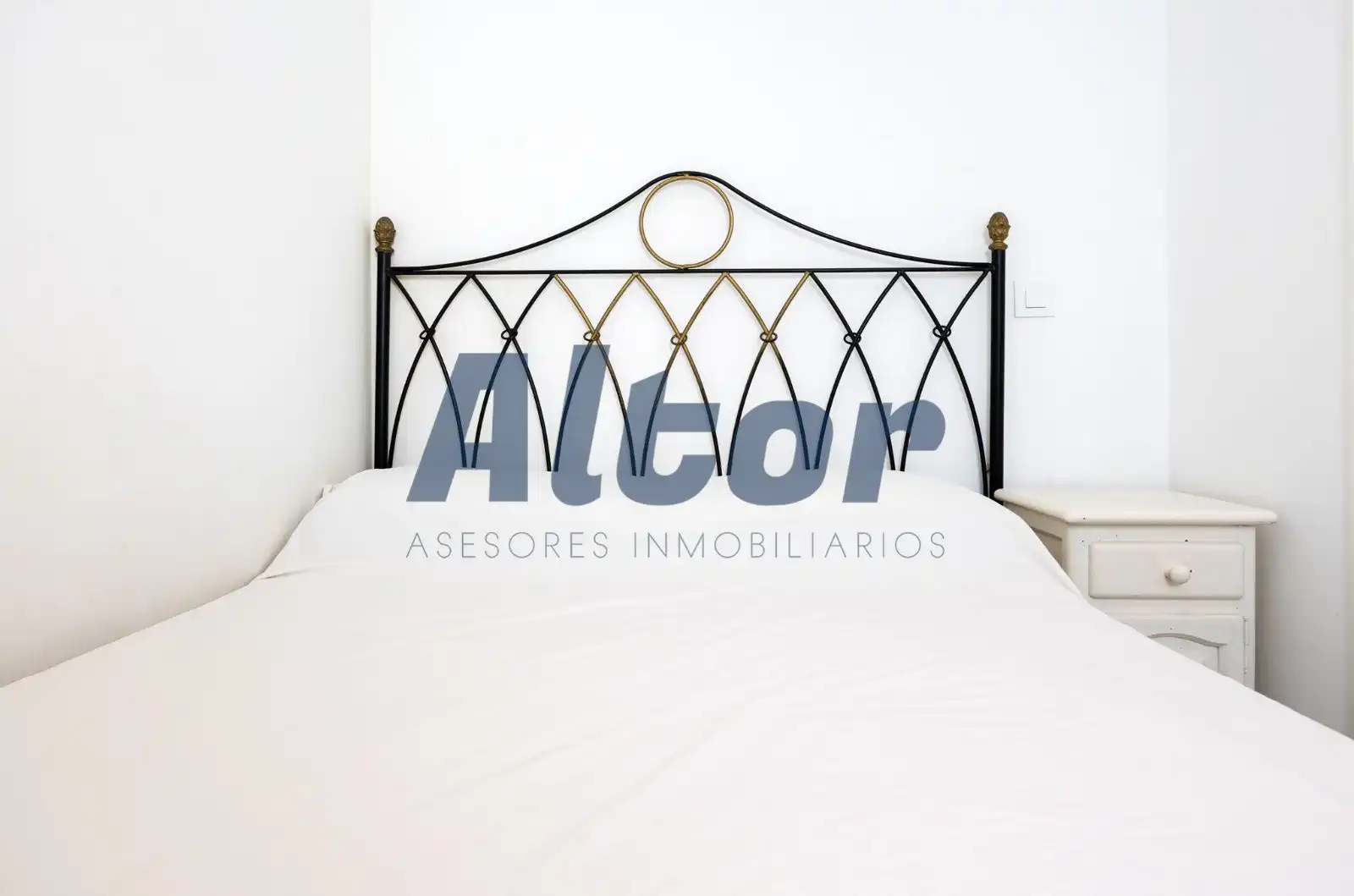 Habitación de Piso en venta en Madrid con Aire acondicionado y Calefacción