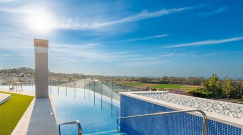 Foto 3 de Apartamento en venta en Las Brisas, Marbella