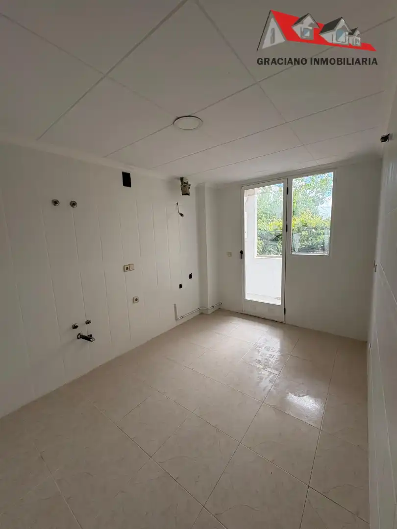 Houses for sale in Albacete  with Heating and Furnished