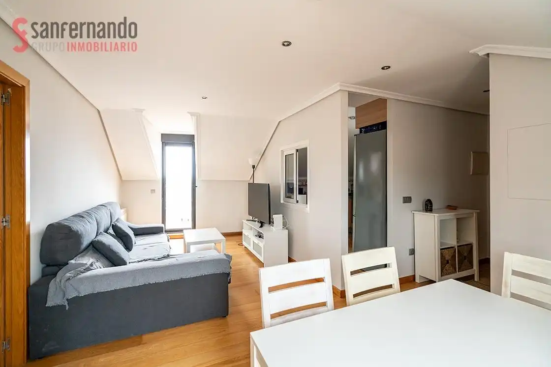 Sala de estar de Ático en venta en Suances con Calefacción y Terraza