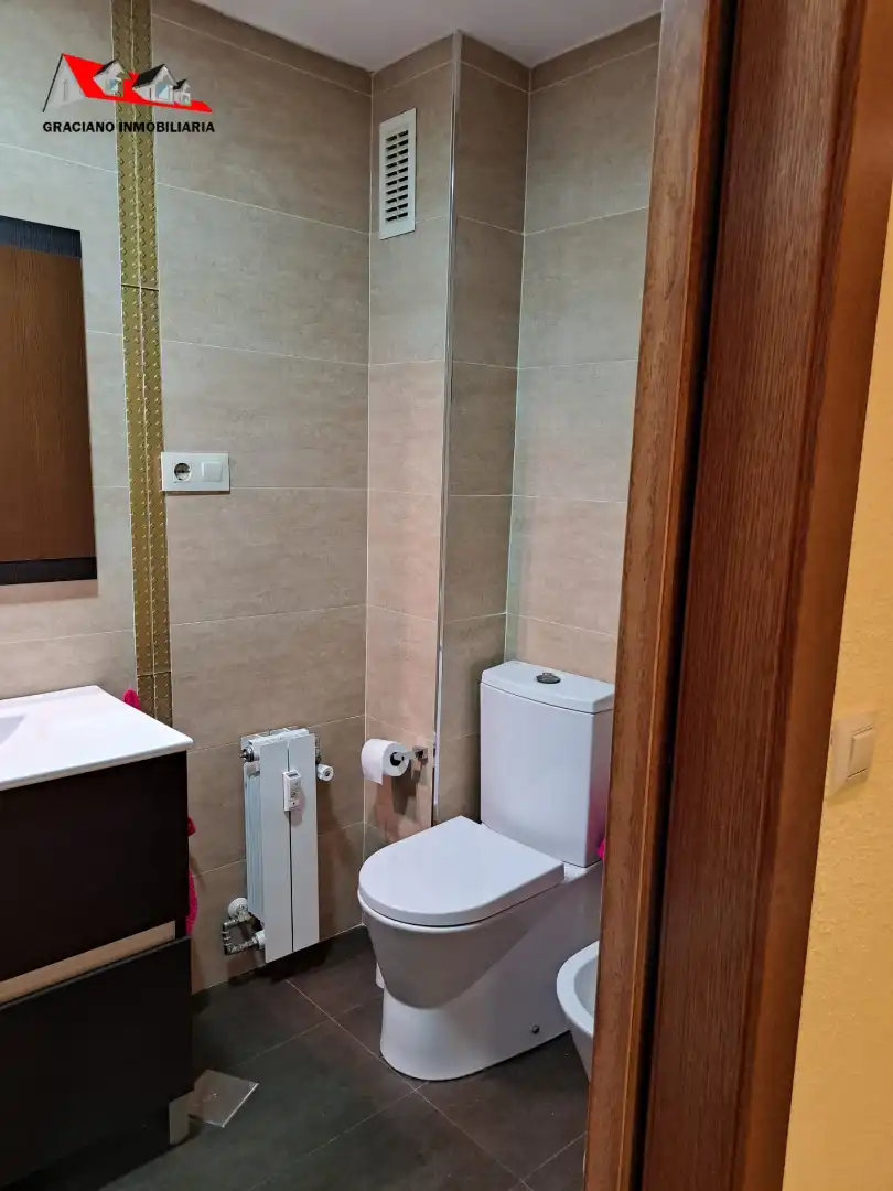 Baño de Piso en venta en Albacete con Calefacción, Amueblado y Horno