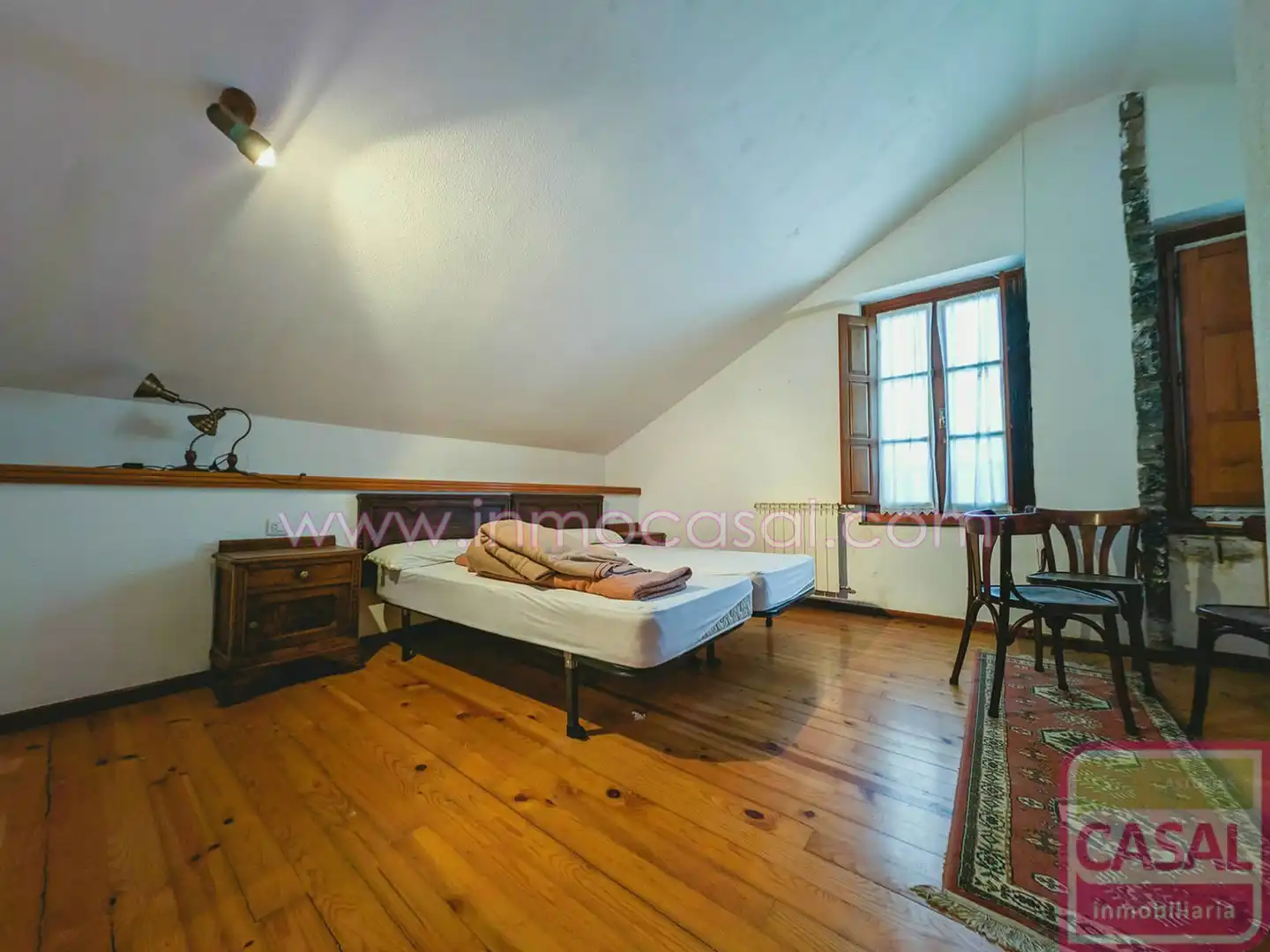 Habitación de Casa o chalet en venta en León Capital  con Calefacción, Trastero y Amueblado