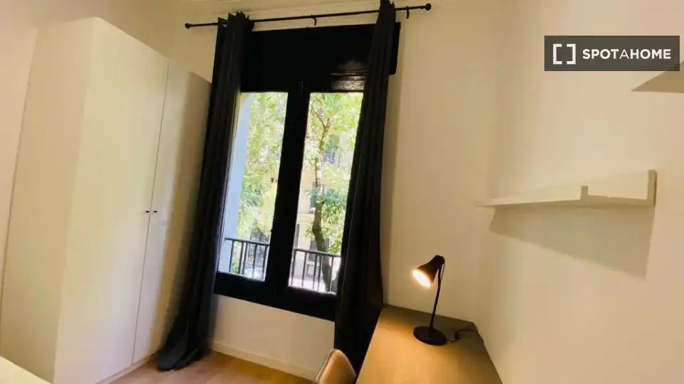 Habitación de Piso para compartir en Madrid con Aire acondicionado, Calefacción y Terraza