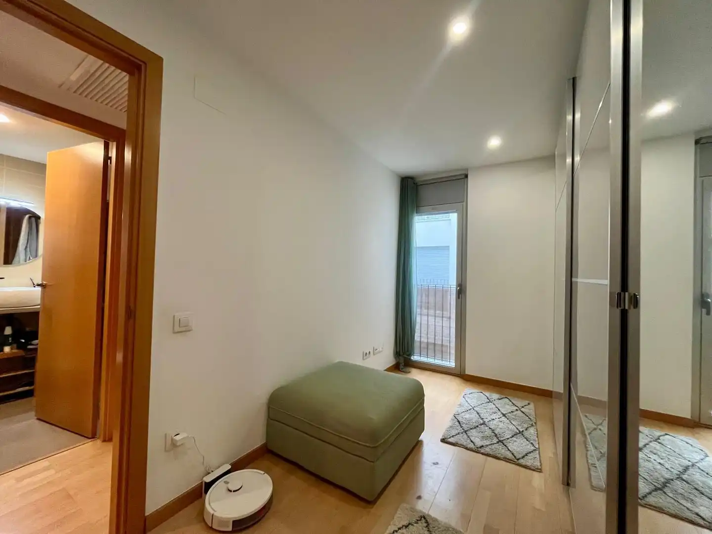 Habitación de Piso en venta en Montornès del Vallès con Aire acondicionado, Calefacción y Terraza