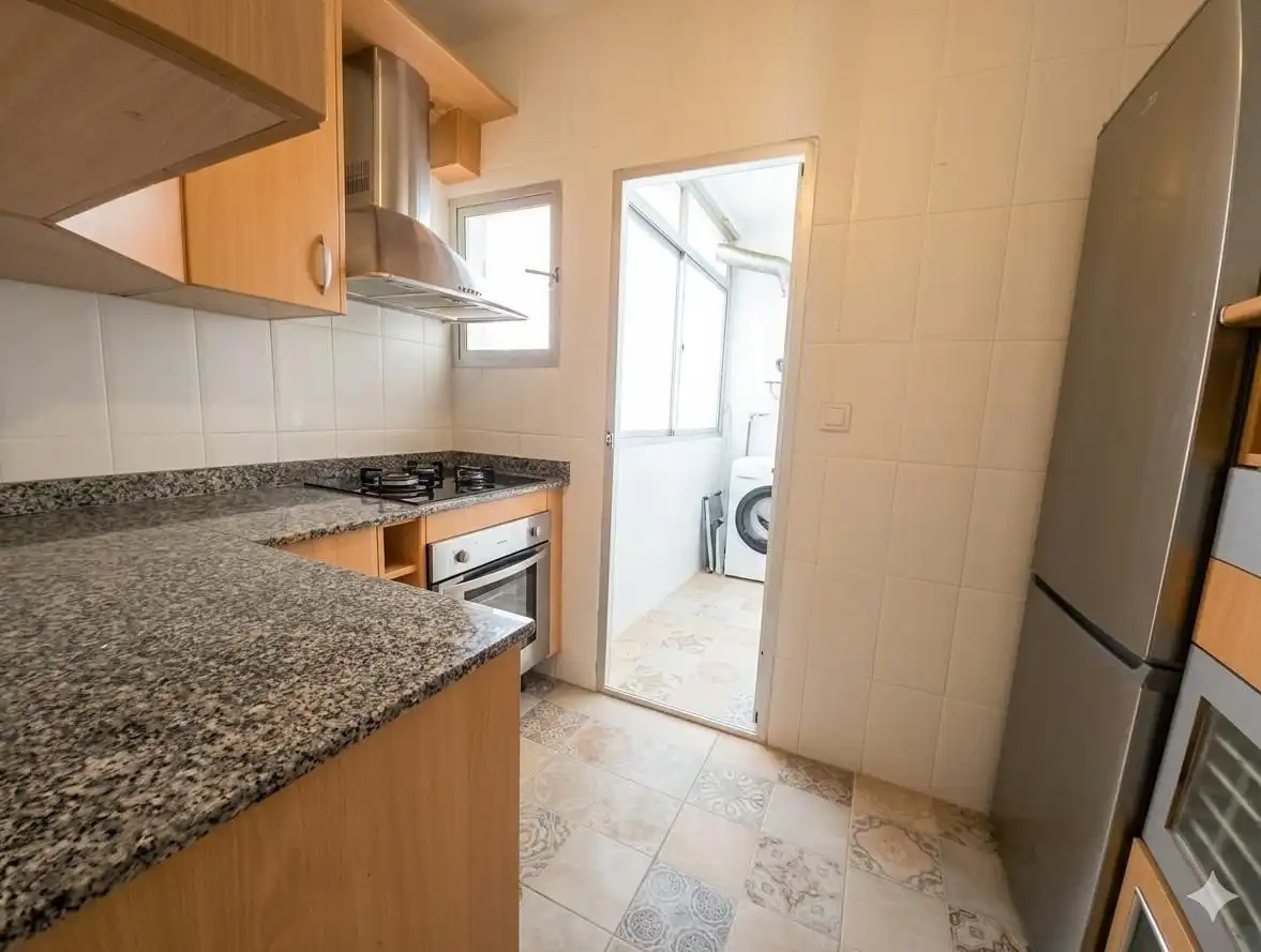 Cocina de Piso de alquiler en Alicante / Alacant con Balcón