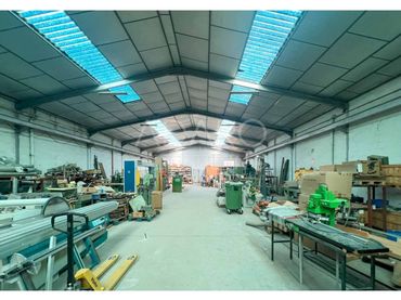Nave industrial en venta en Avenida Astronomía
