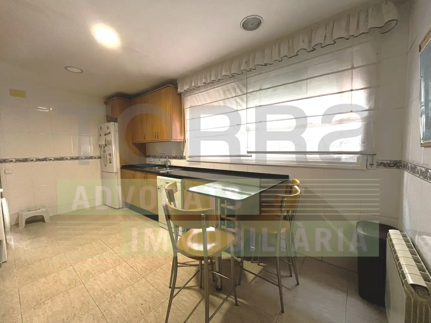 Casa pareada con terraza en venta en Carrer de Josep Tarradellas, imagen 7