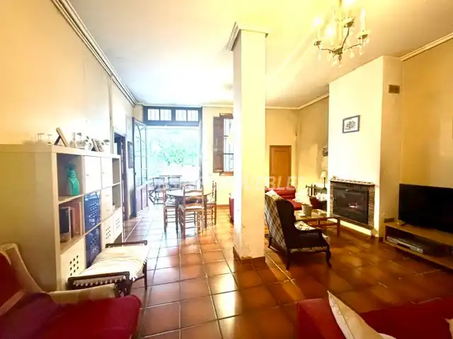 Sala de estar de Casa o chalet en venta en Rocafort con Calefacción, Jardín privado y Terraza