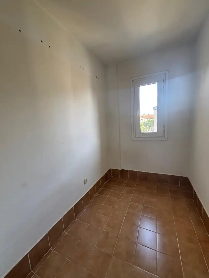 Habitación de Planta baja en venta en Pozuelo de Alarcón con Calefacción, Terraza y Horno