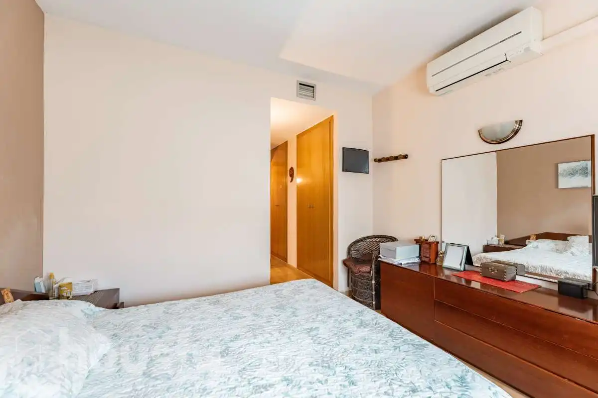 Habitación de Piso en venta en Barcelona con Aire acondicionado, Calefacción y Amueblado