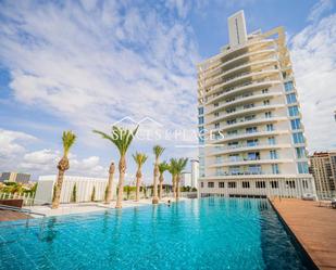 Piscina de Apartament de lloguer en  Valencia Capital amb Aire condicionat i Terrassa