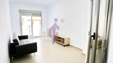 Foto 3 de Pis en venda a Calle Blasco Ibáñez, 74, Guardamar Playa, Alicante