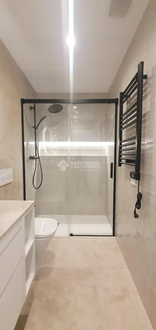 Baño de Piso en venta en Madrid con Calefacción