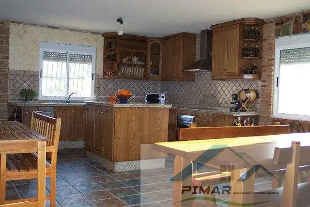 Villa con piscina in vendita a Peña de las Águilas, imagen 2