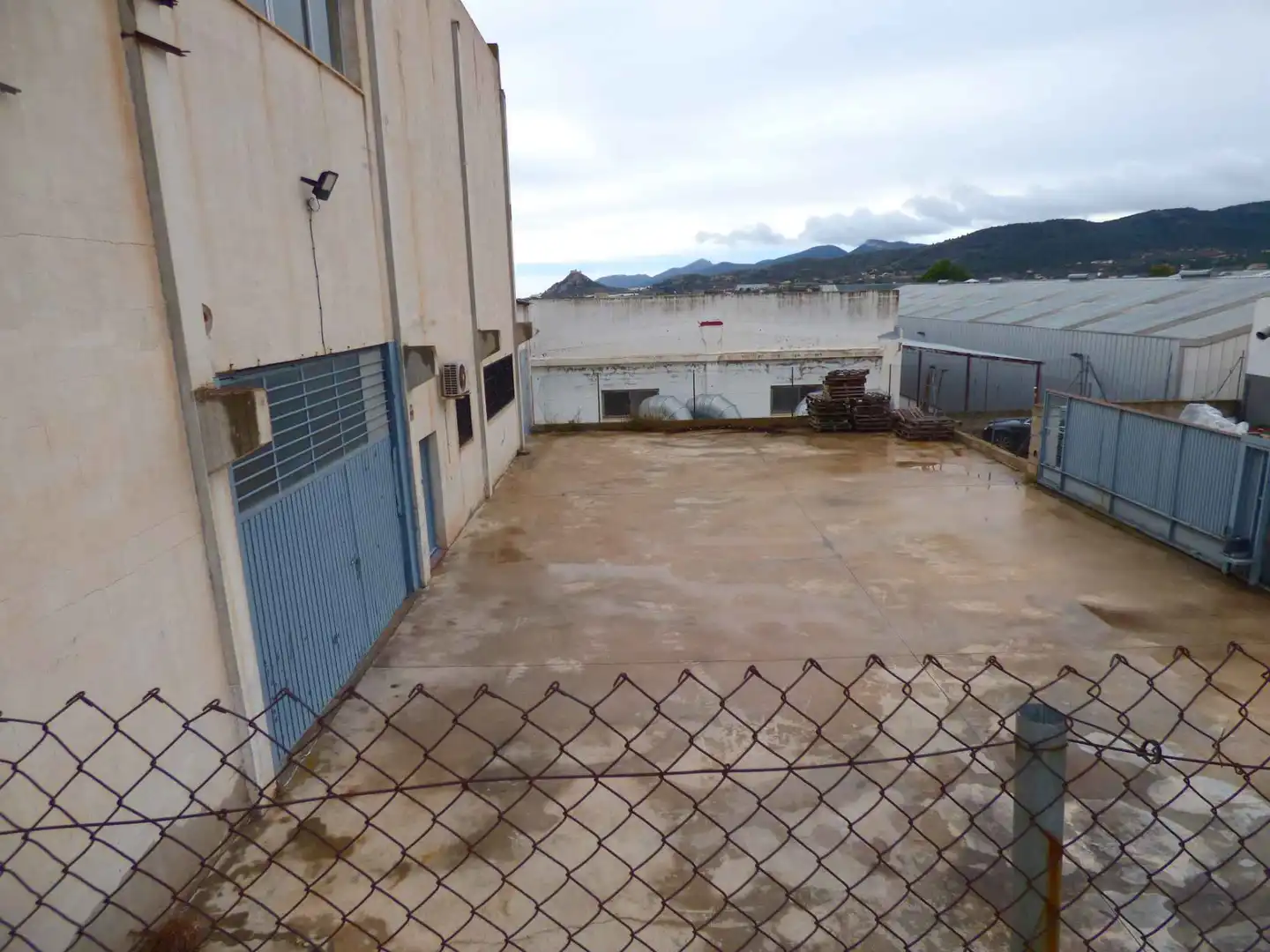 Parking de Nave industrial de alquiler en Onil