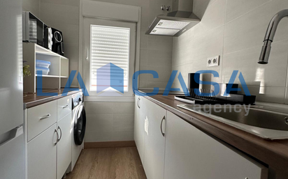 Kitchen of Flat for sale in  Sevilla Capital