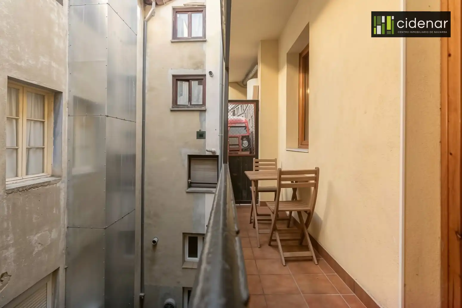 Terrassa de Pis en venda en  Pamplona / Iruña amb Moblat i Balcó