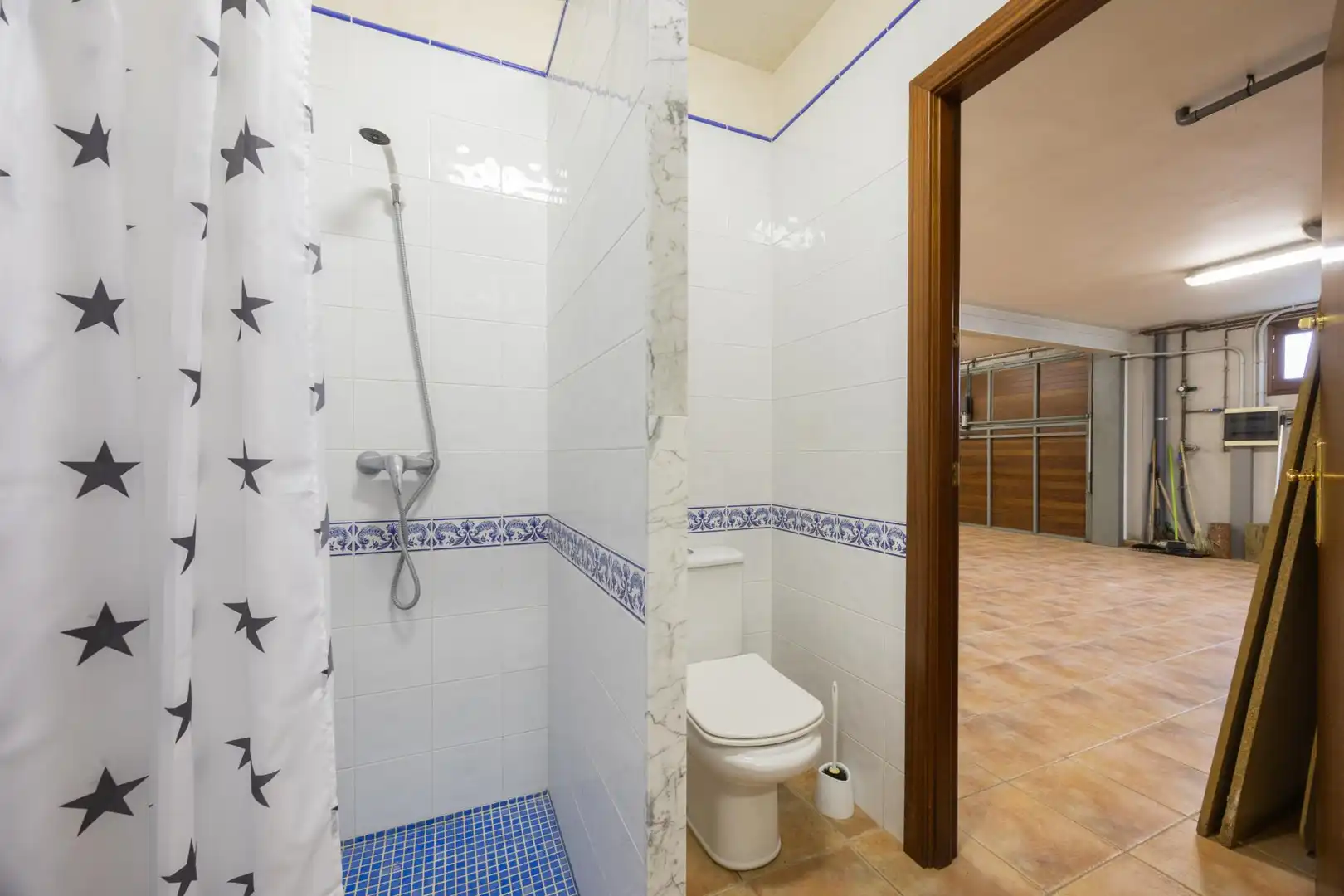 Bany de Casa o xalet en venda en L'Esquirol amb Calefacció, Jardí privat i Terrassa