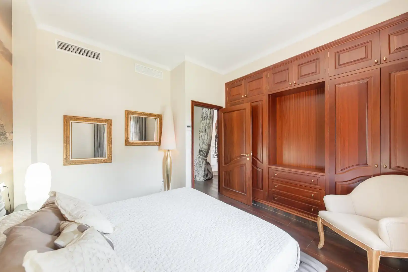 Dormitori de Casa o xalet de lloguer en Marratxí amb Aire condicionat, Jardí privat i Parquet