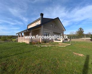 Casa o xalet en venda en Verín amb Calefacció, Jardí privat i Terrassa
