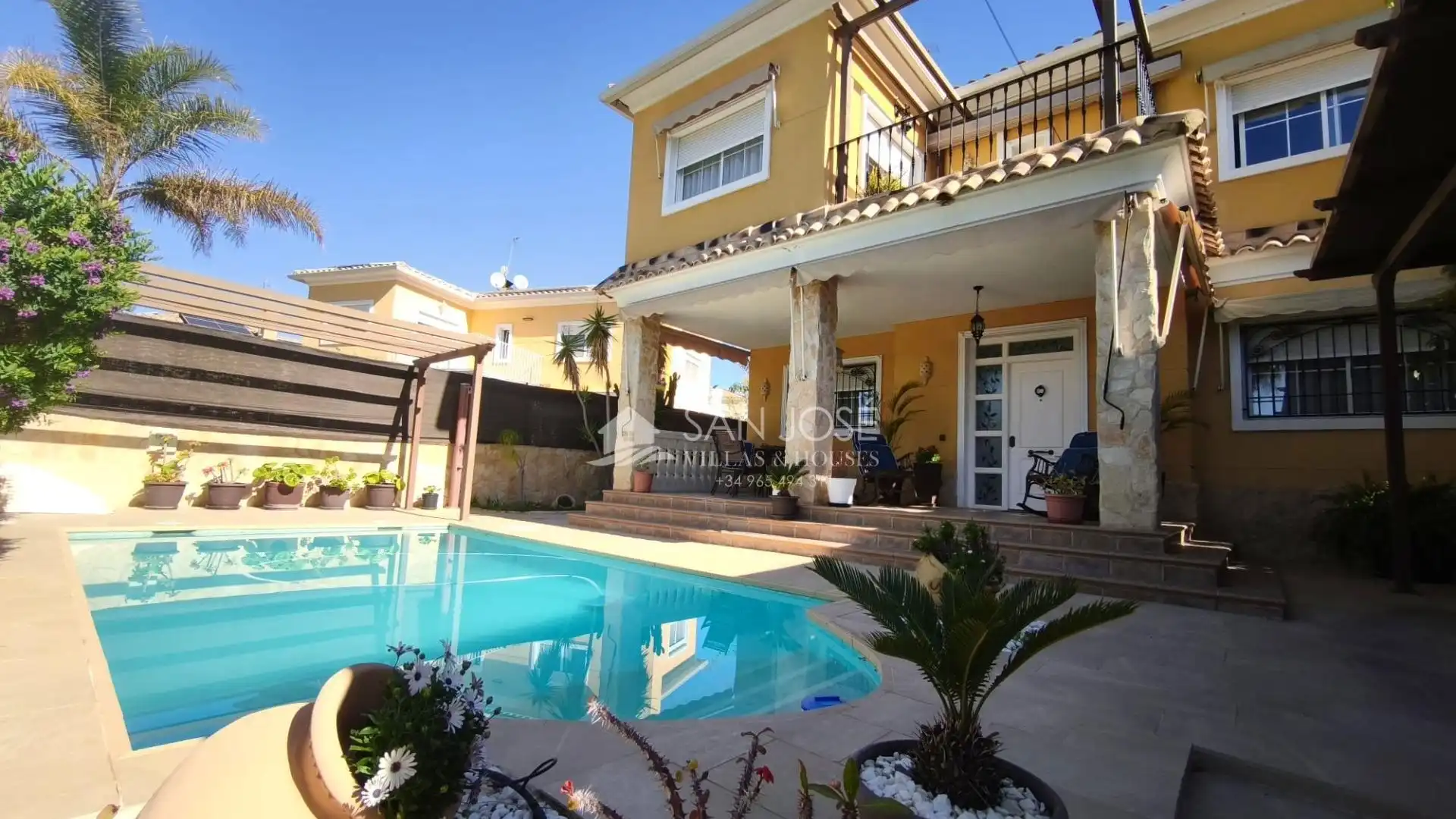 Exterior view of Houses for sale in Aspe  with Air Conditioner, Private garden and Terrace