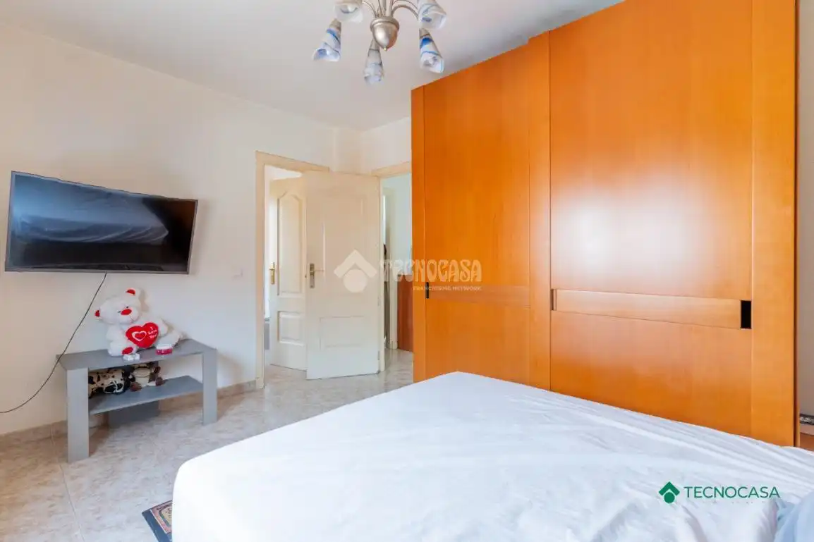 Bedroom of Detached homes for sale in Roquetas de Mar  with Air Conditioner and Terrace