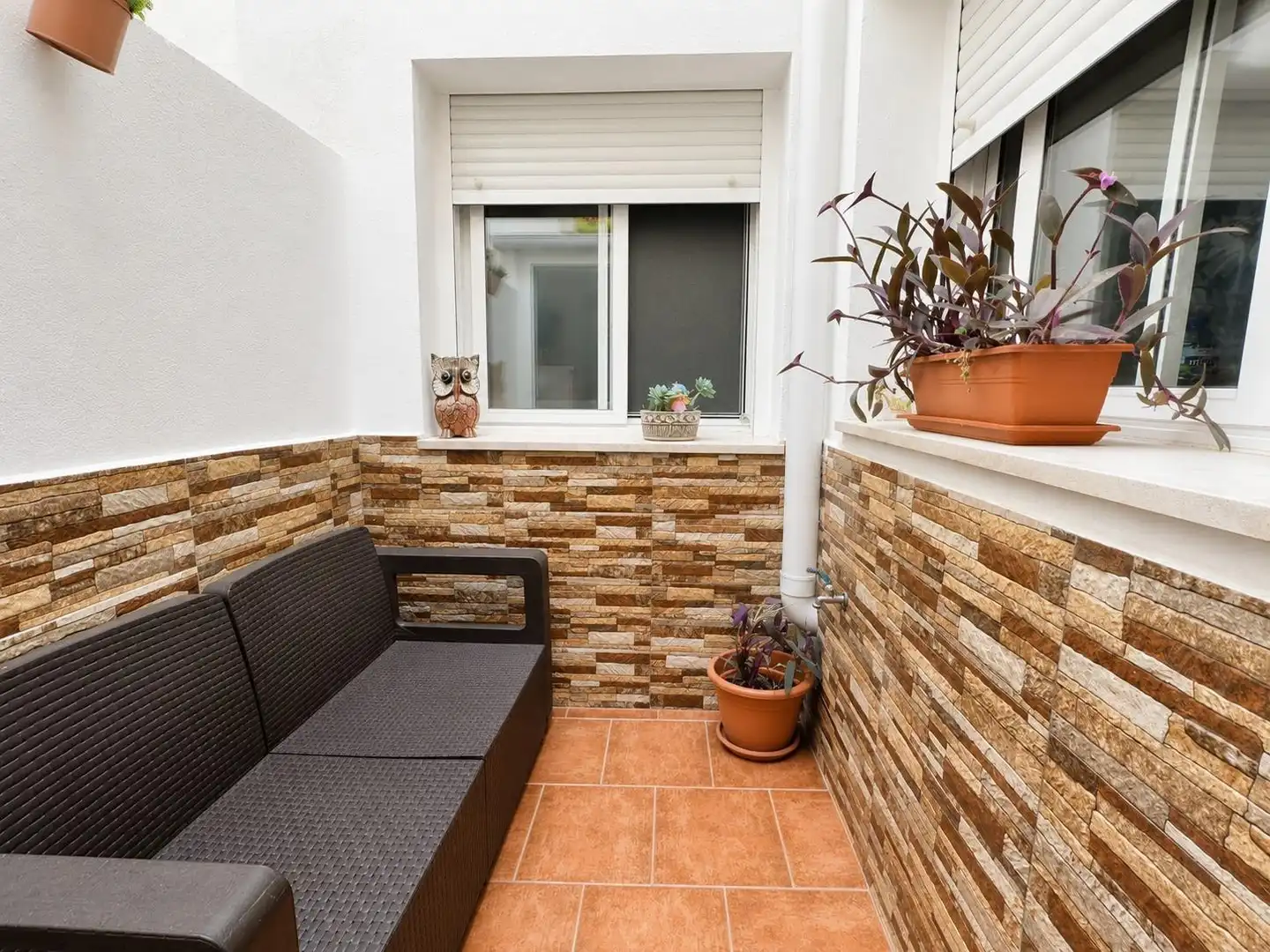 Balcony of Ground floor for sale in Los Barrios  with Air Conditioner and Furnished