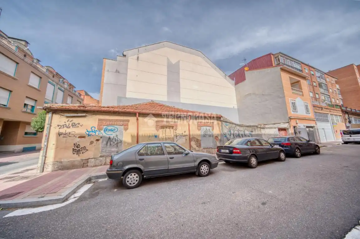 Exterior view of Buildings for sale in Valladolid
