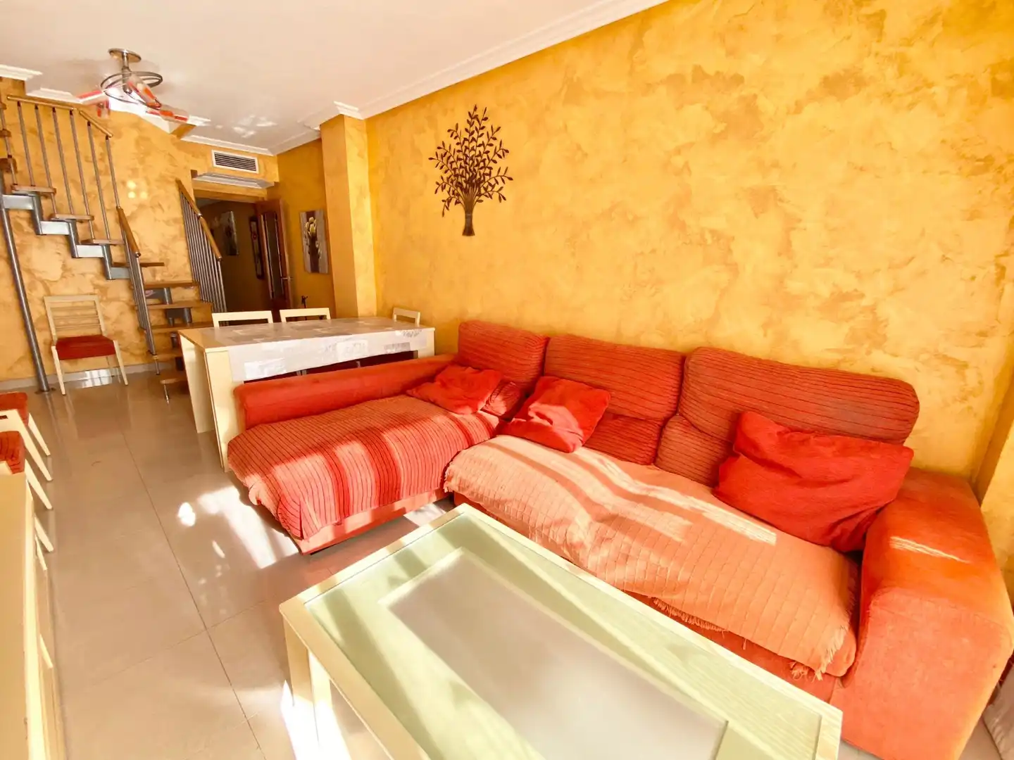 Living room of Attic for rent in Guardamar del Segura  with Air Conditioner, Heating and Furnished
