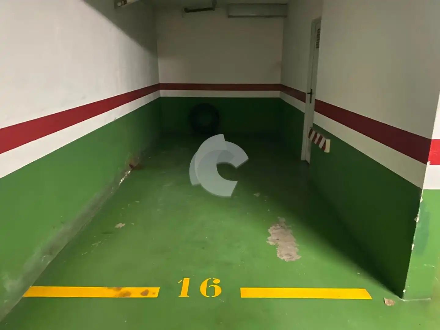 Parkplatz von Wohnungen zum Verkauf in A Coruña Capital  mit Heizung und Abstellraum