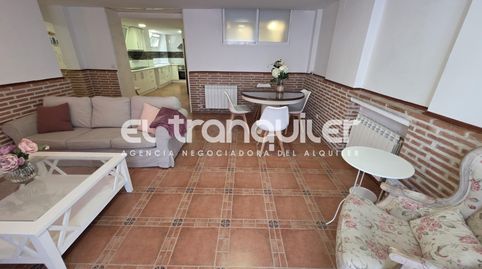 Foto 2 von Wohnung zur Miete in Calle Bahía de Santander, Corralejos - Campo de las Naciones, Madrid Capital