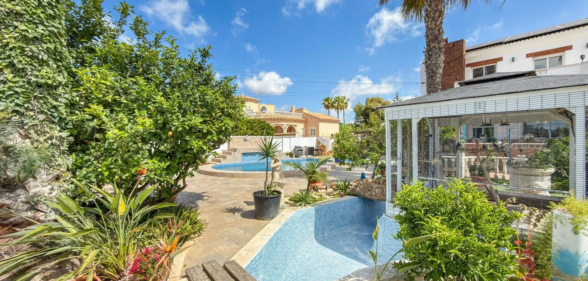 Swimming pool of Houses for sale in Rojales
