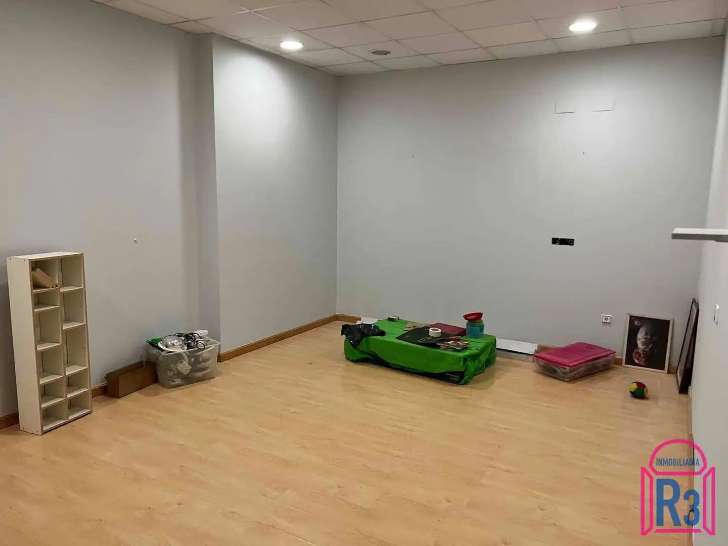Geschaftsraum zur Miete in León Capital 