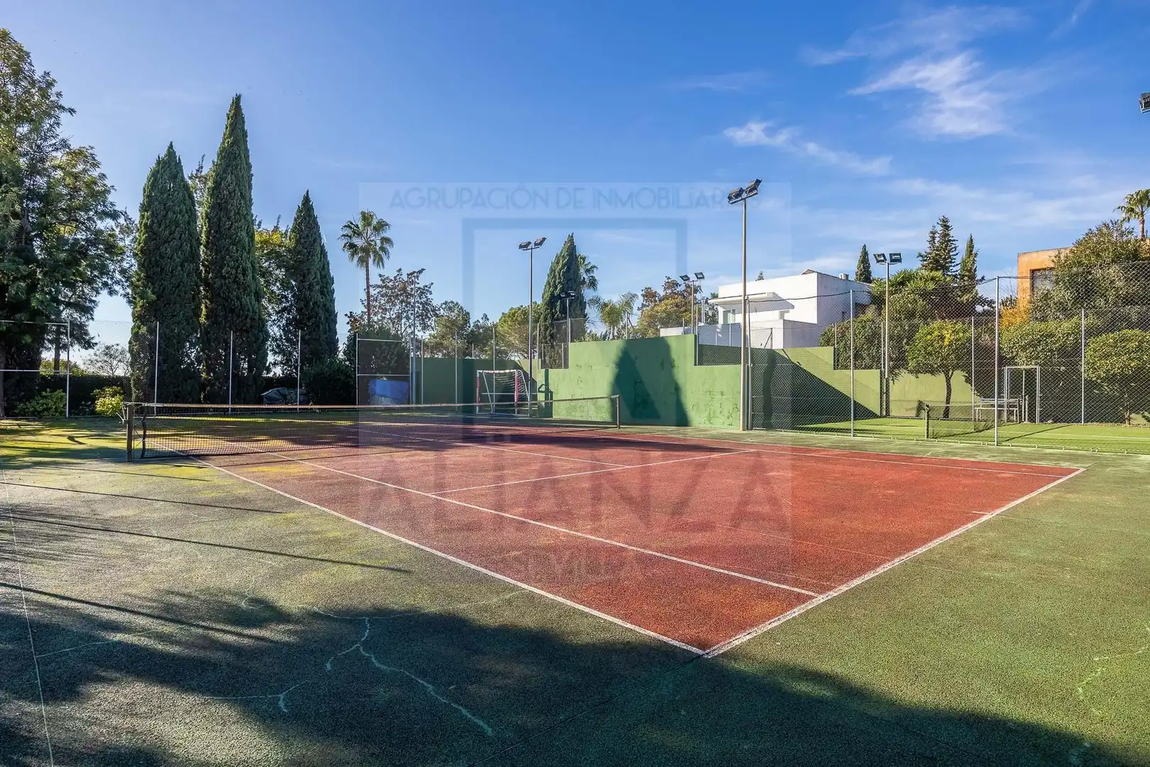 Exterior view of Houses for sale in Valencina de la Concepción  with Air Conditioner, Private garden and Community pool
