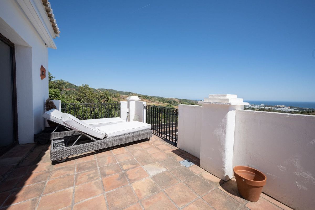 Terrace of Attic for sale in Marbella  with Air Conditioner, Heating and Swimming Pool