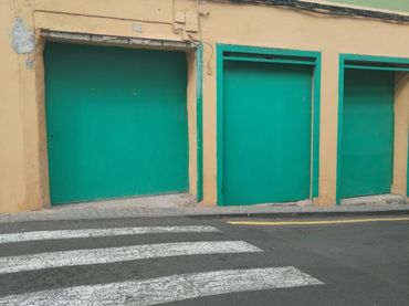 Double parking space to rent in Calle José Samsó Henríquez 22