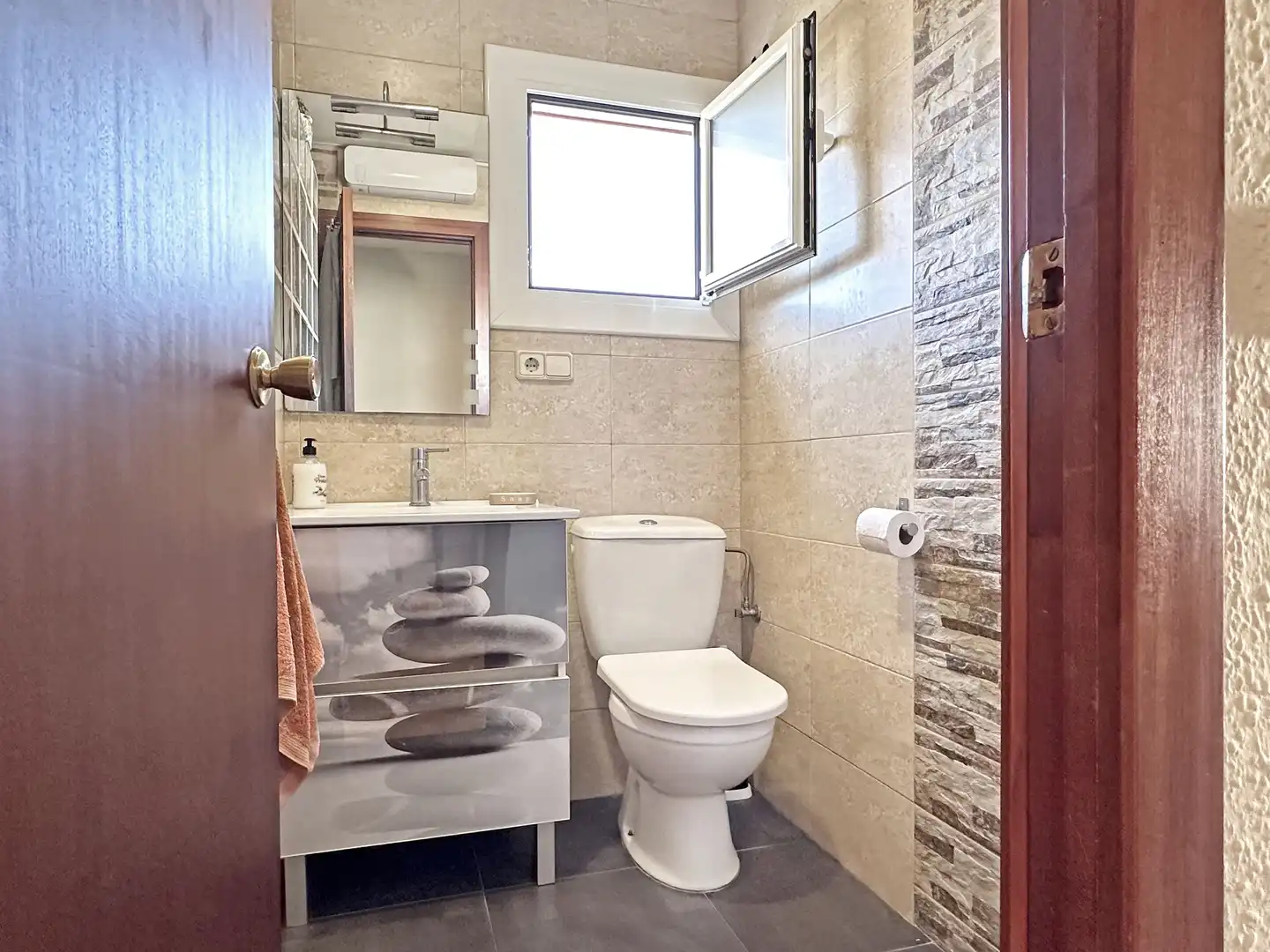 Casa aparellada en venda a Roda de Barà, imagen 28