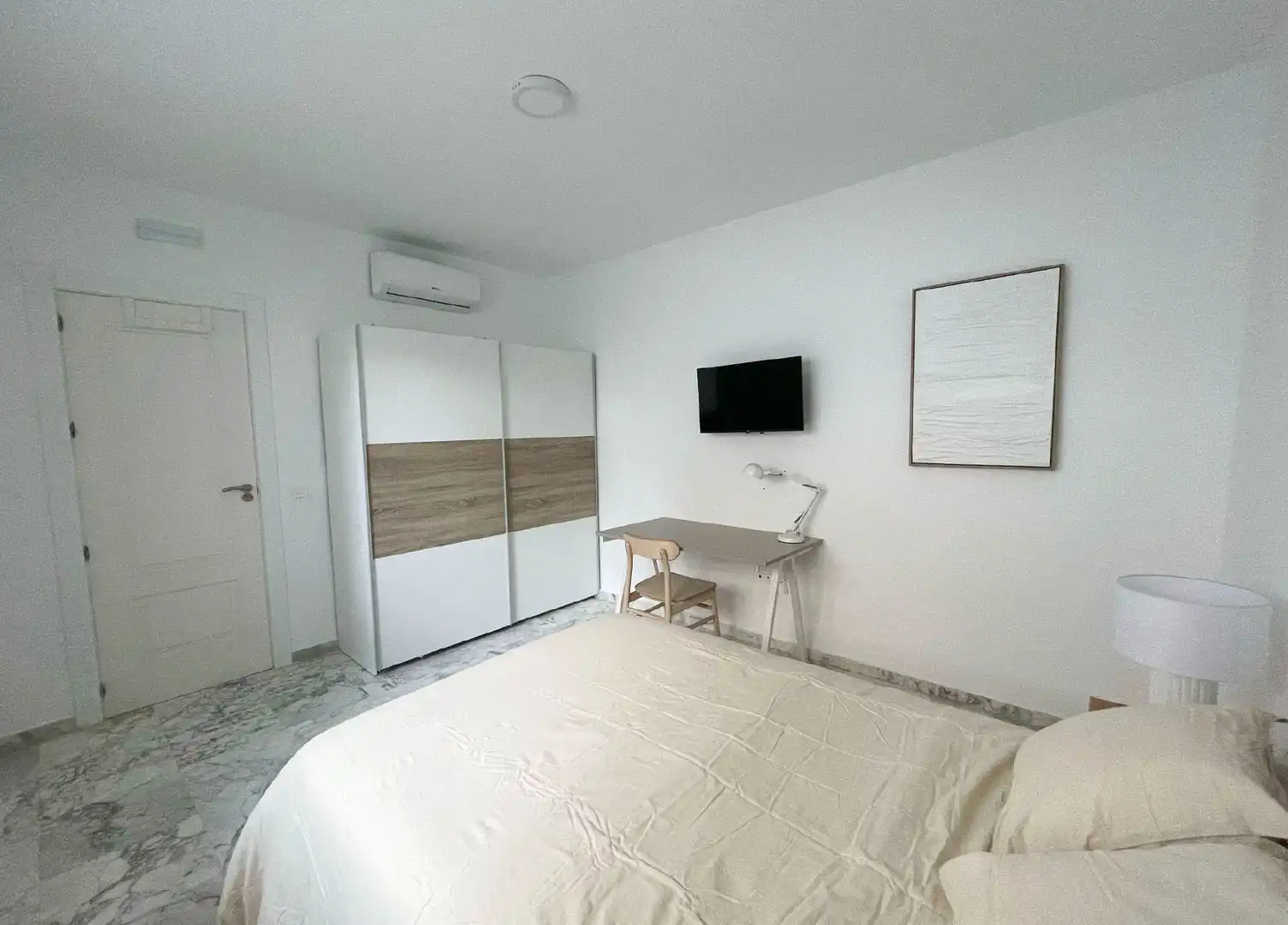 Bedroom of Houses for share in Málaga  with Air Conditioner, Heating and Private garden