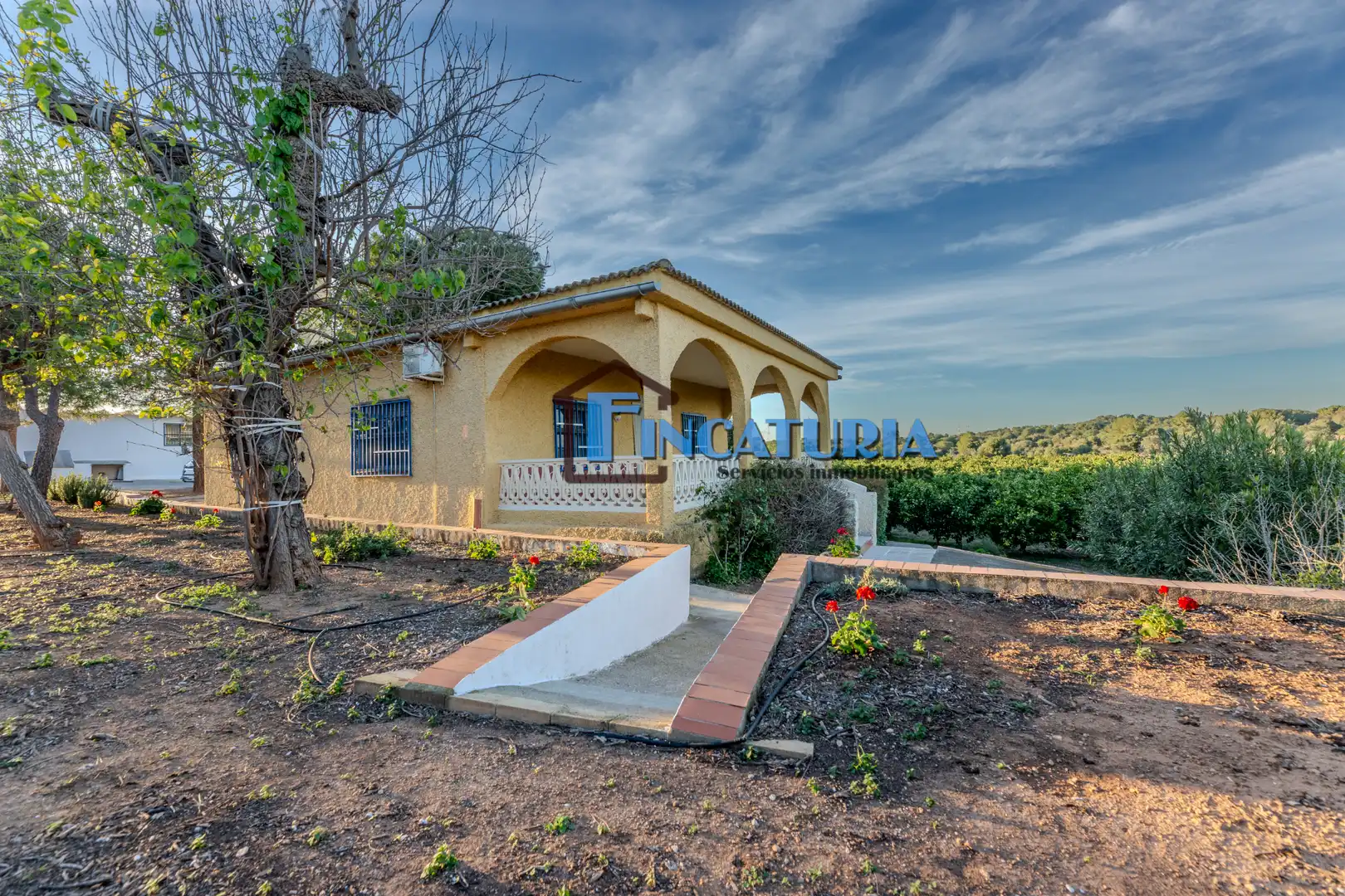 Vista exterior de Finca rústica en venta en Manises con Jardín privado y Terraza
