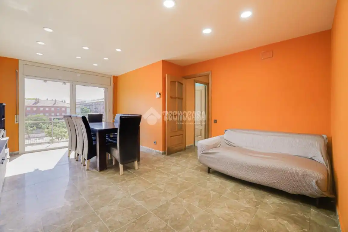 Wohnzimmer von Wohnung zum Verkauf in Barcelona mit Balkon