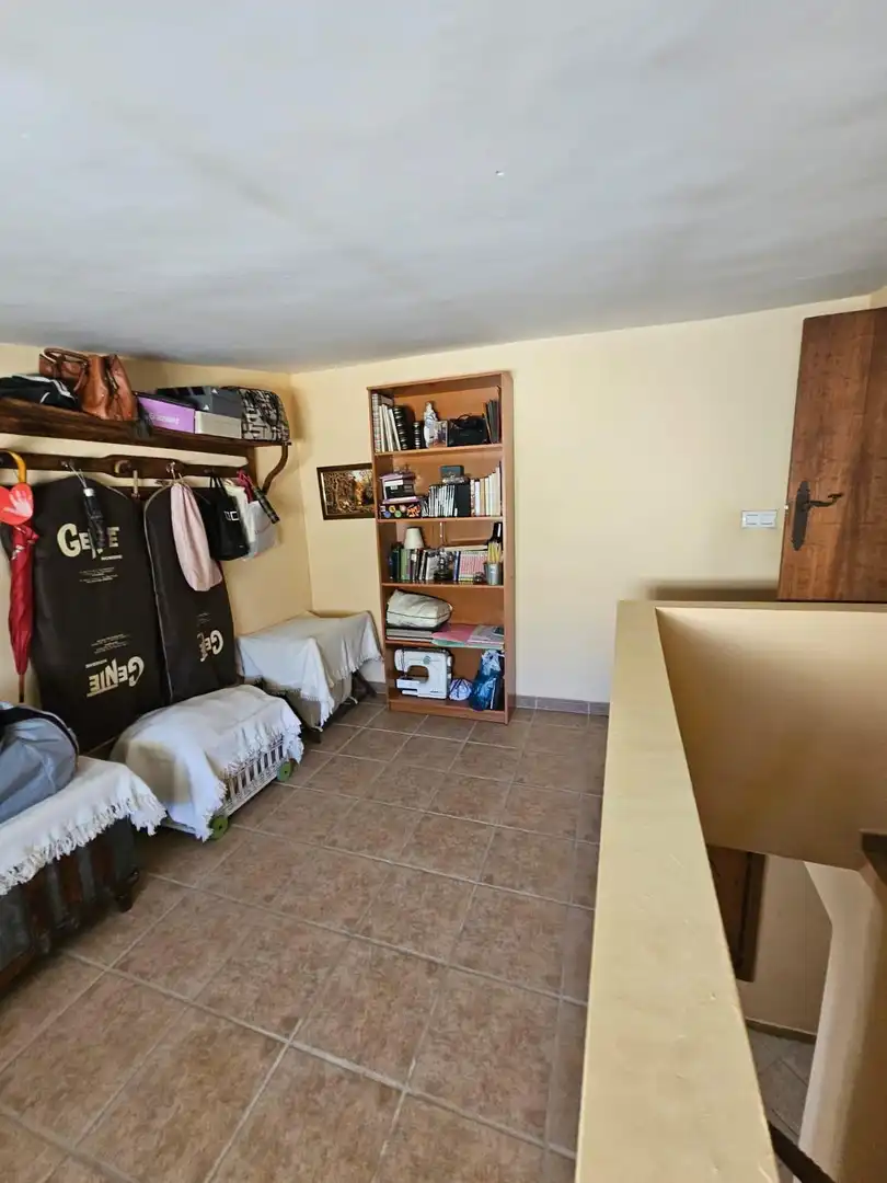 Casa rústica con piscina en venta en La Pinilla - Las Palas, imagen 2