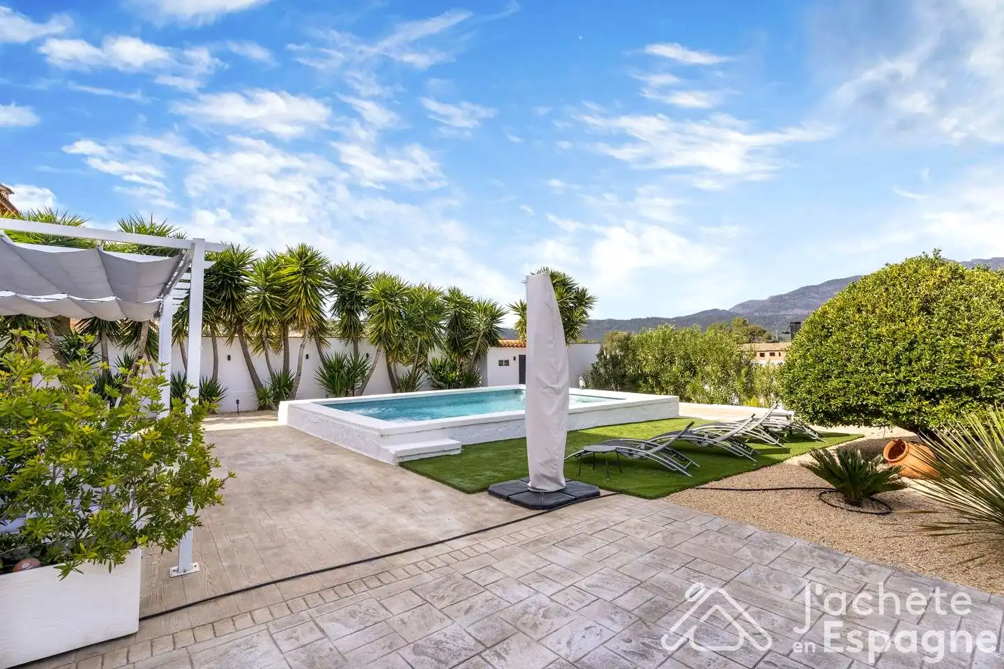 Jardí de Casa o xalet en venda en Alzira amb Aire condicionat, Calefacció i Jardí privat