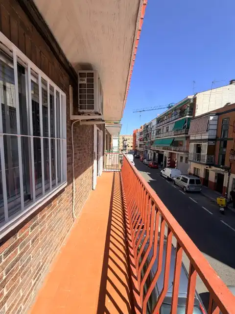 Vista exterior de Piso en venta en Madrid con Aire acondicionado, Calefacción y Terraza