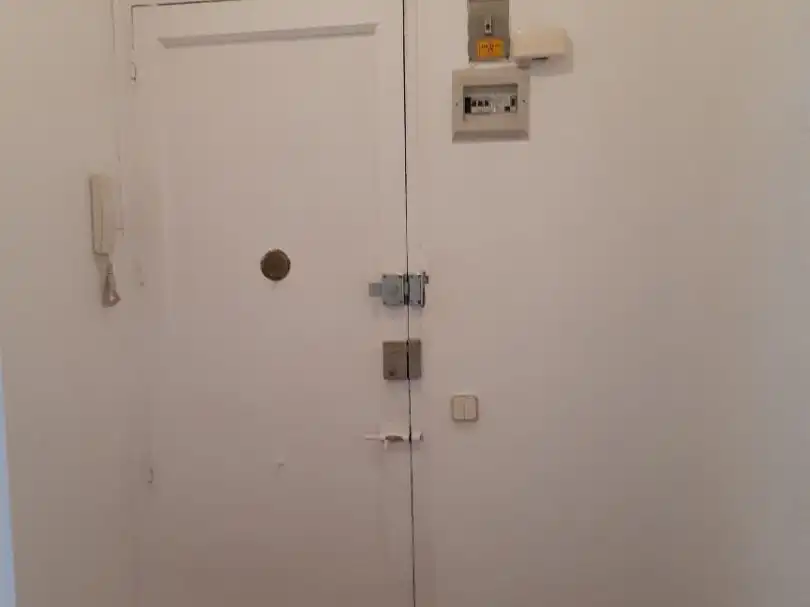 Flat for rent in  Madrid Capital  with Balcony