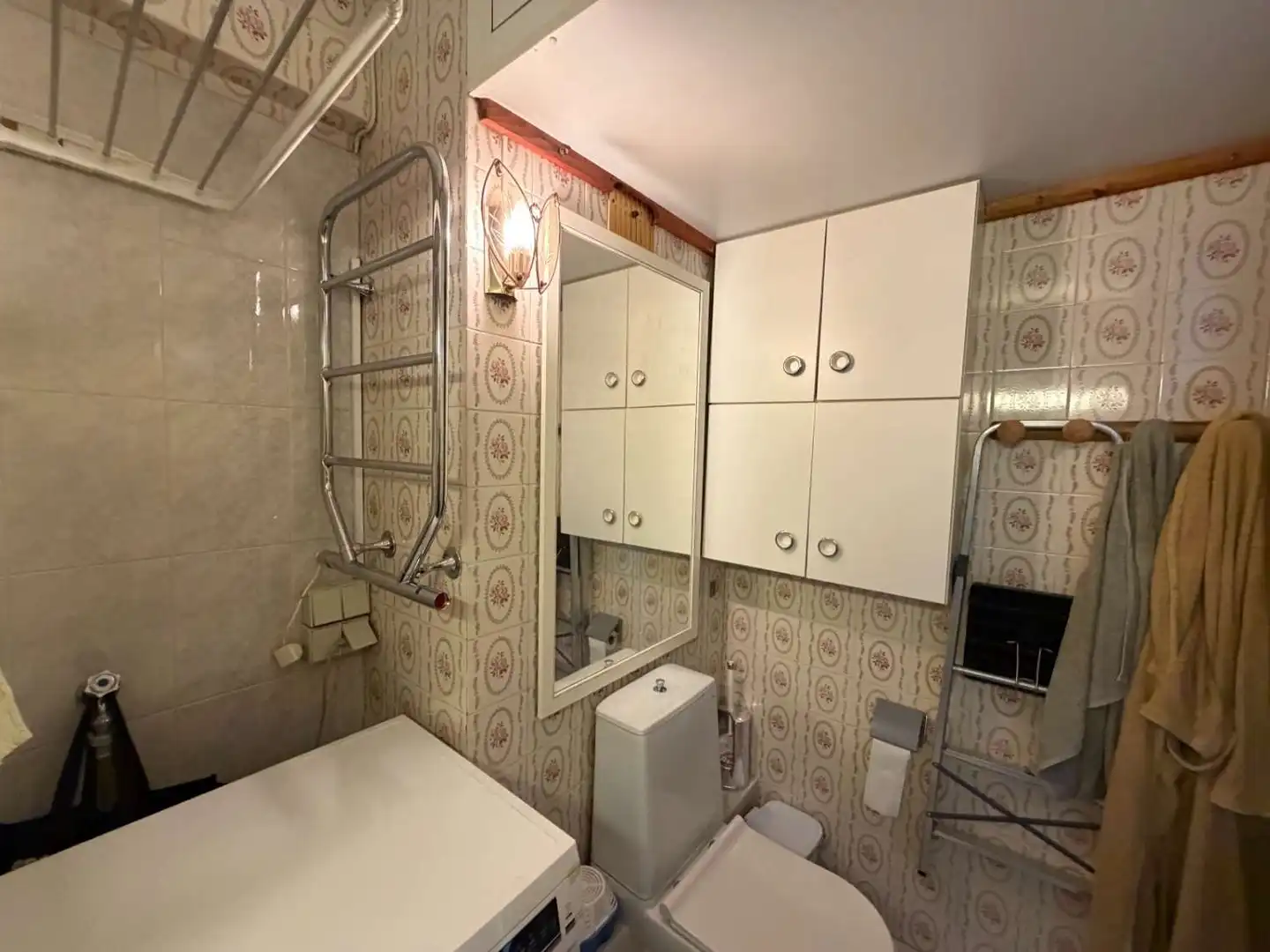 Bathroom of Study for sale in Vélez-Málaga  with Air Conditioner, Swimming Pool and Furnished